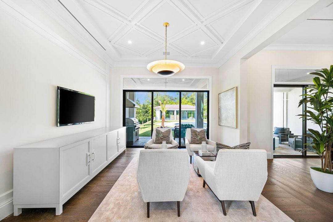 For Rent: $30,000 (5 beds, 4 baths, 4685 Square Feet)