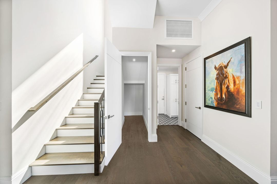 For Rent: $30,000 (5 beds, 4 baths, 4685 Square Feet)