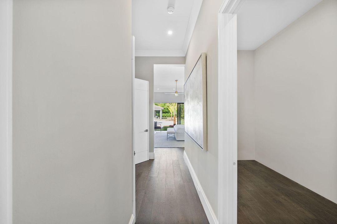 For Rent: $30,000 (5 beds, 4 baths, 4685 Square Feet)