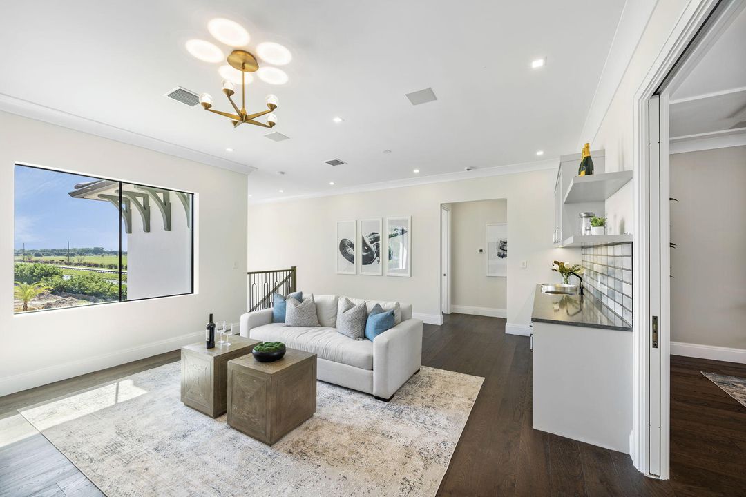 For Rent: $30,000 (5 beds, 4 baths, 4685 Square Feet)