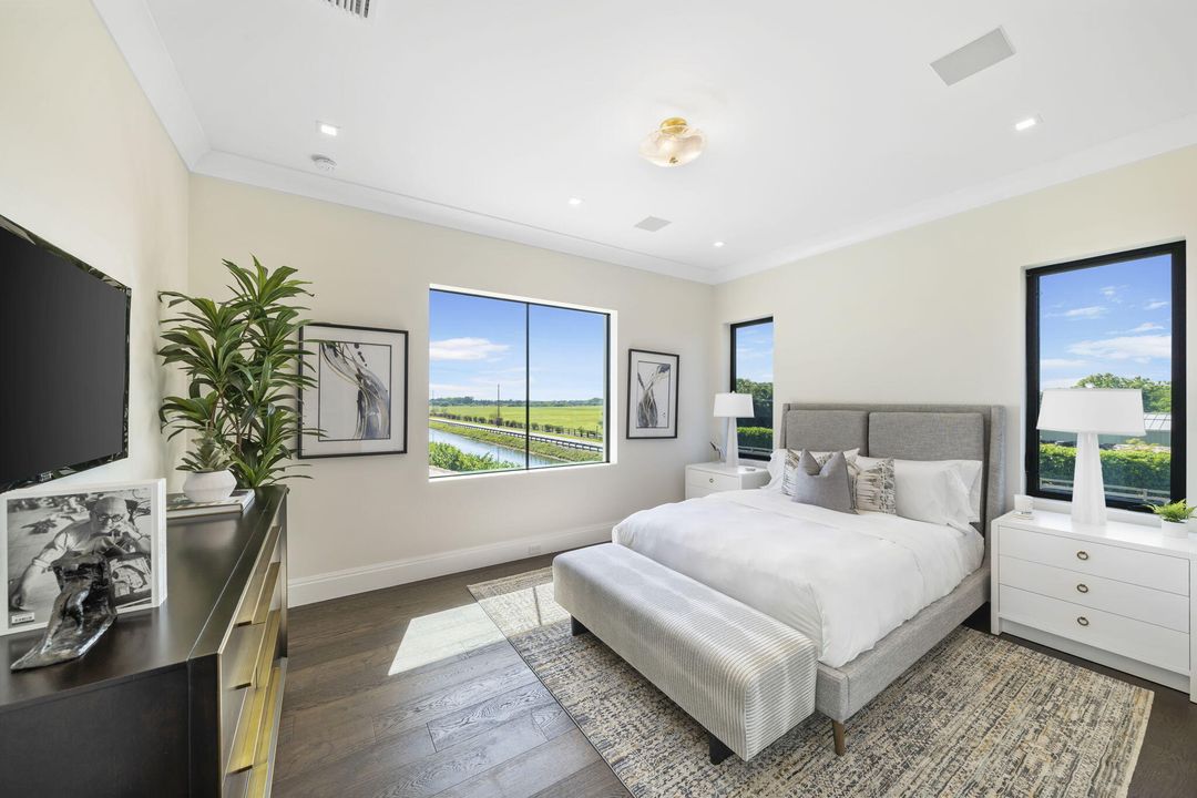 For Rent: $30,000 (5 beds, 4 baths, 4685 Square Feet)