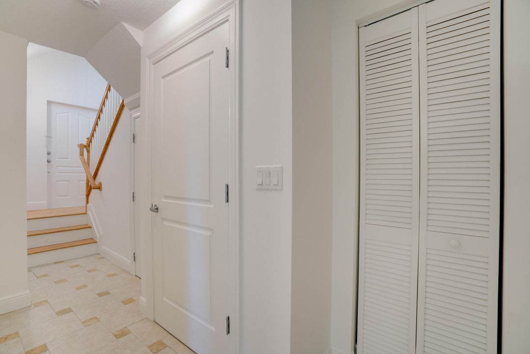 En Renta: $3,250 (3 camas, 3 baños, 1743 Pies cuadrados)