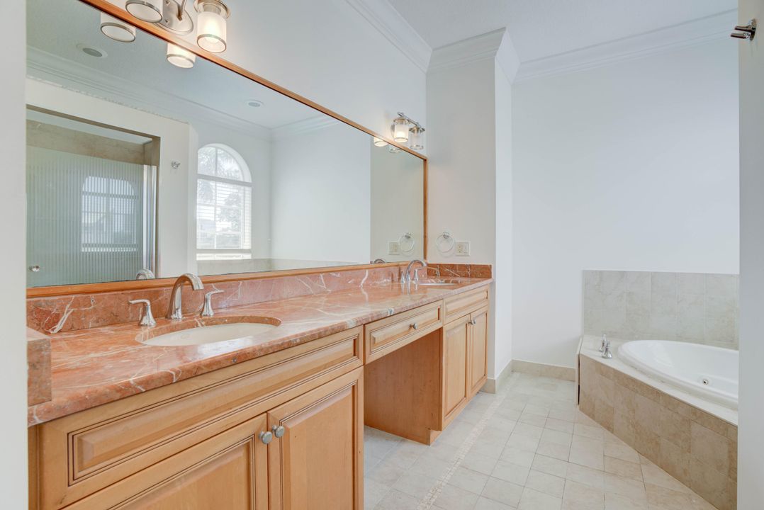 En Renta: $3,250 (3 camas, 3 baños, 1743 Pies cuadrados)