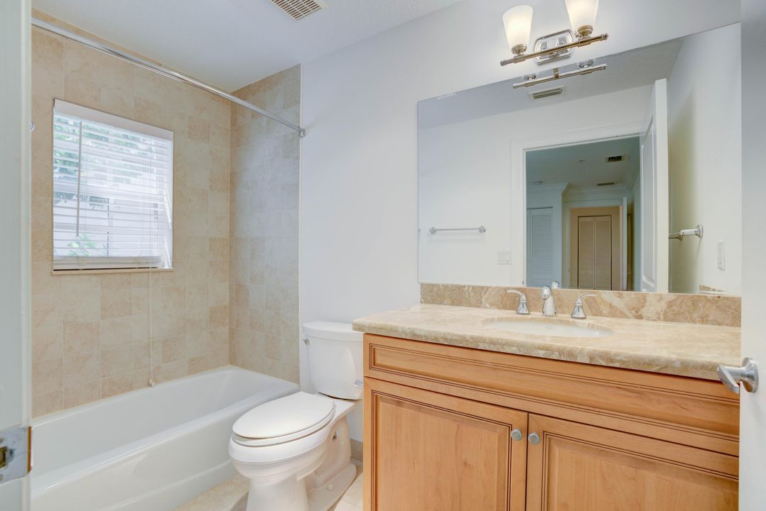 En Renta: $3,250 (3 camas, 3 baños, 1743 Pies cuadrados)