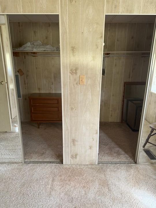 For Sale: $54,900 (2 beds, 2 baths, 1280 Square Feet)