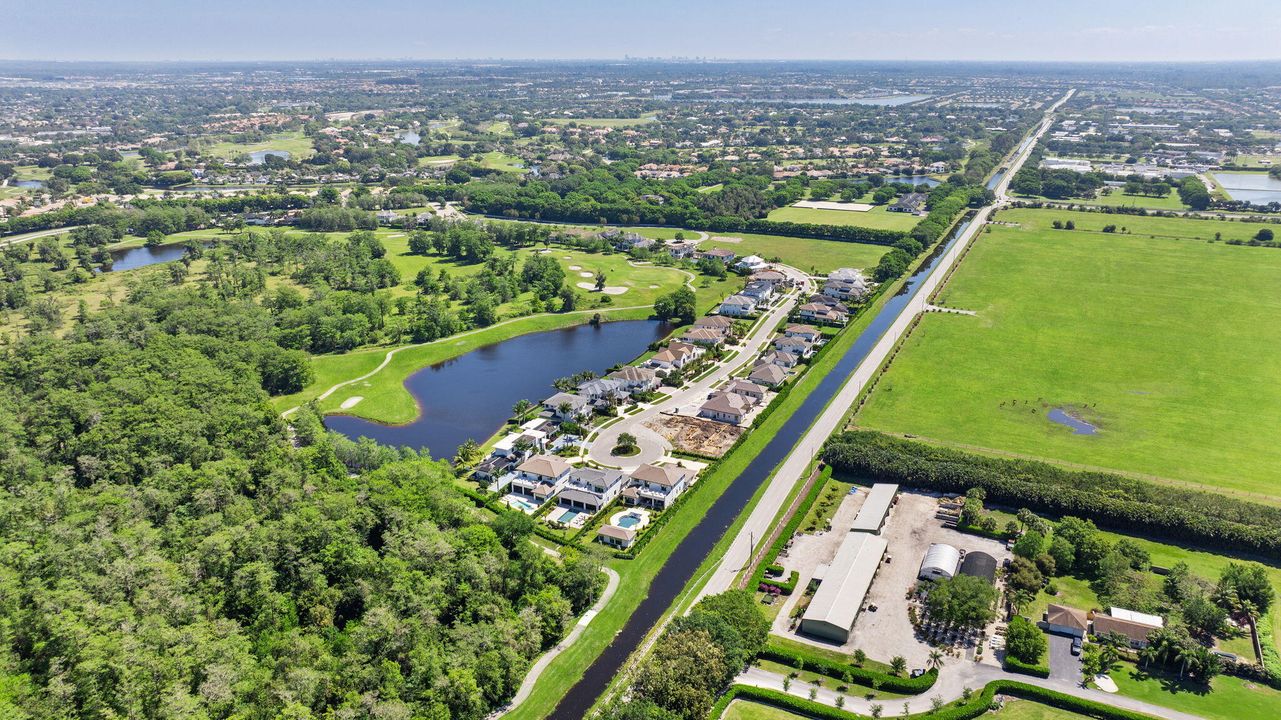 For Rent: $30,000 (5 beds, 4 baths, 4685 Square Feet)