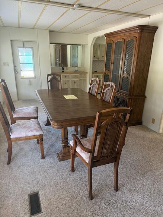 For Sale: $54,900 (2 beds, 2 baths, 1280 Square Feet)