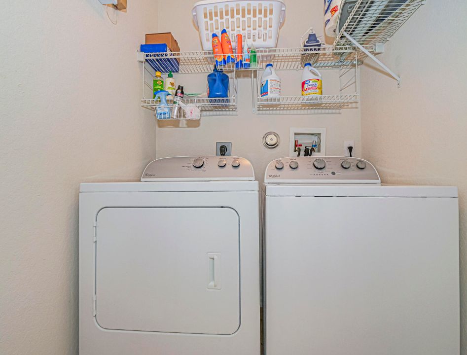 В аренду: $2,400 (2 спален, 2 ванн, 1342 Квадратных фут)