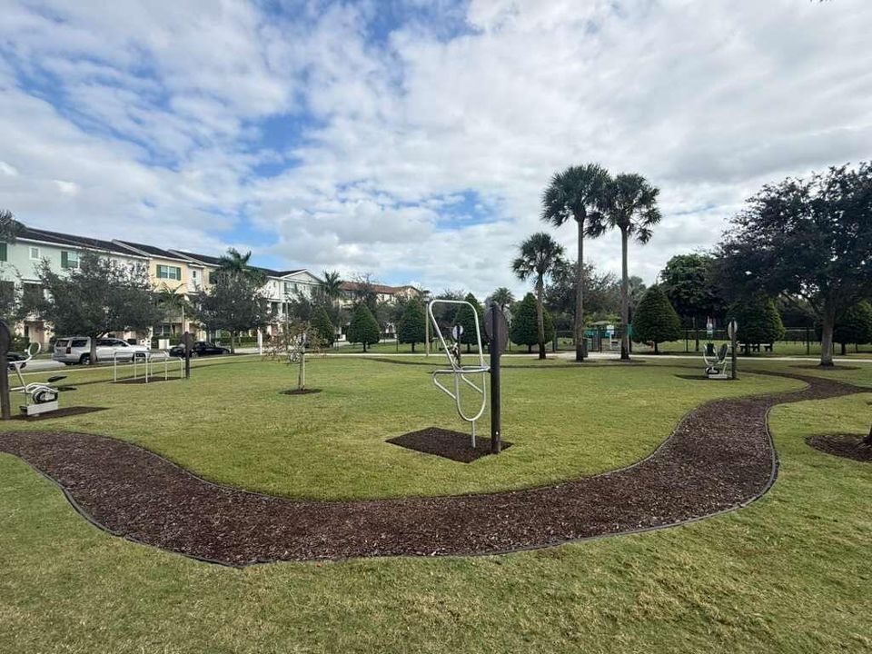 待售: $950,000 (3 贝兹, 3 浴室, 2252 平方英尺)