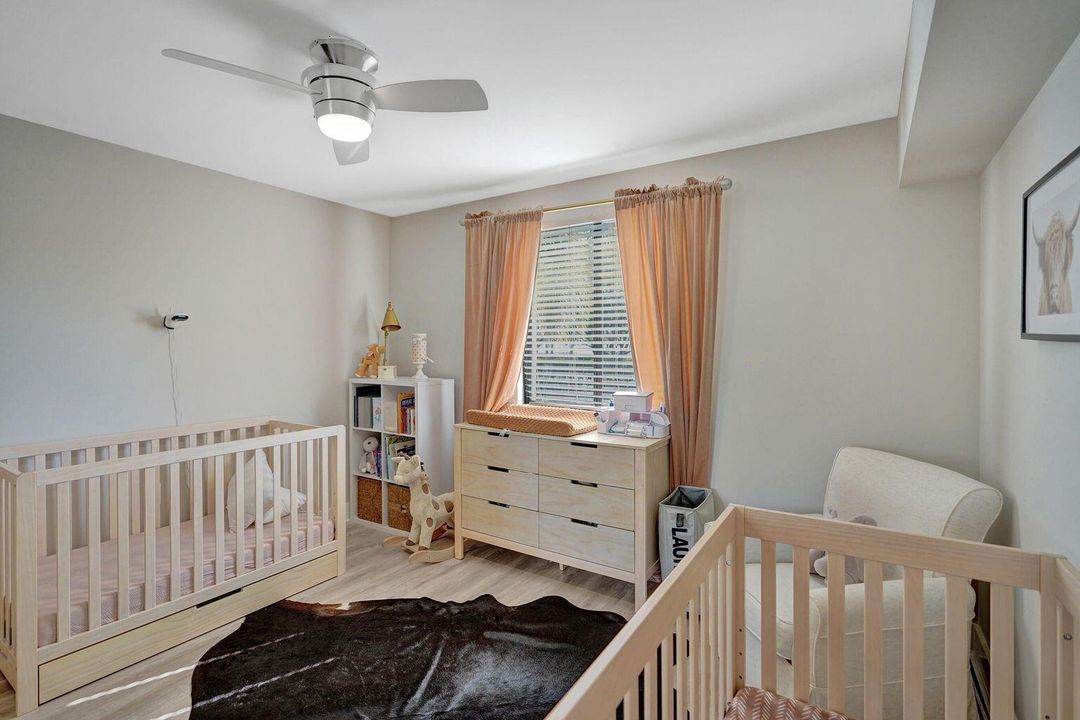 For Sale: $299,000 (2 beds, 2 baths, 1385 Square Feet)