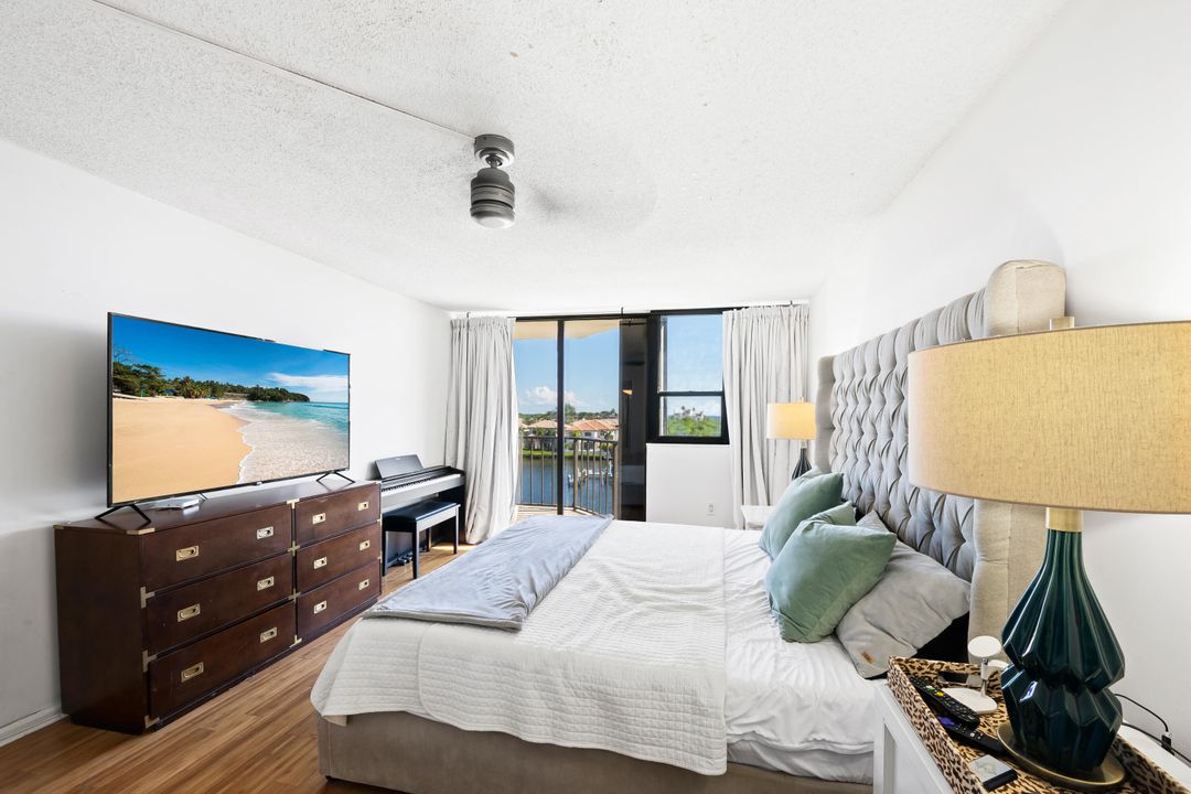 待售: $945,000 (3 贝兹, 2 浴室, 1682 平方英尺)