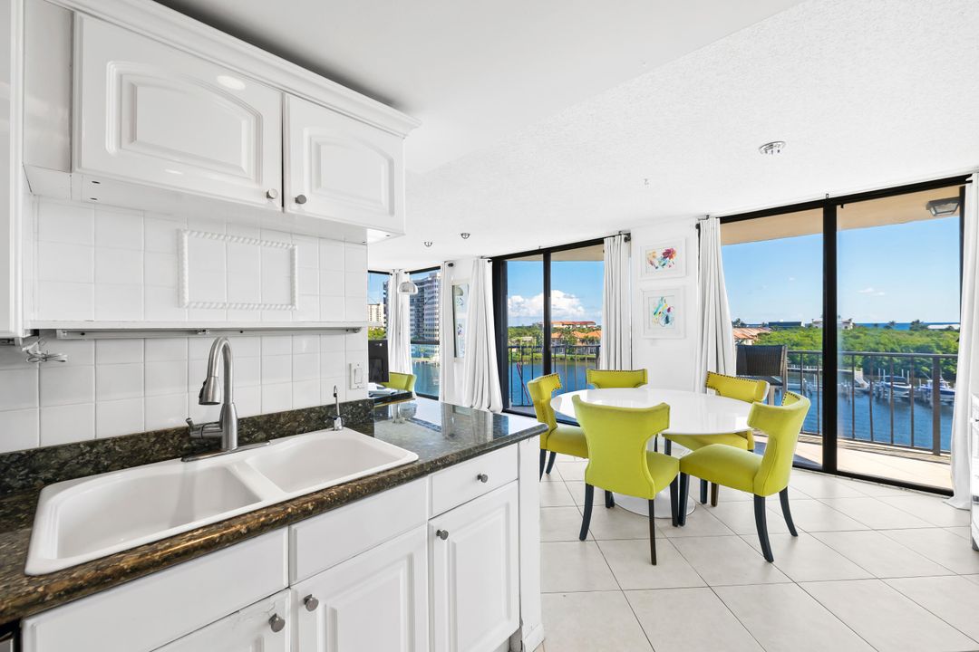 待售: $945,000 (3 贝兹, 2 浴室, 1682 平方英尺)