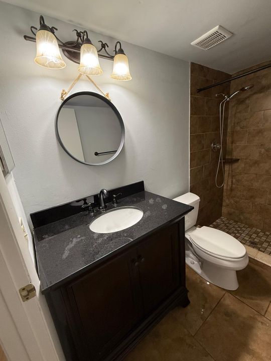 For Rent: $2,300 (2 beds, 2 baths, 960 Square Feet)