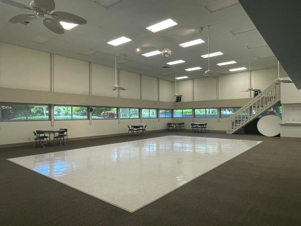 For Sale: $110,000 (2 beds, 2 baths, 1014 Square Feet)