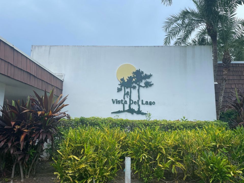 For Sale: $110,000 (2 beds, 2 baths, 1014 Square Feet)