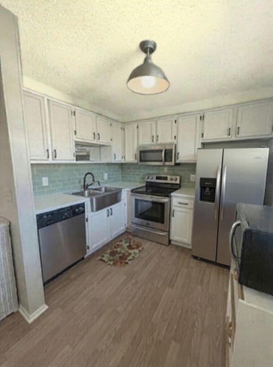 For Sale: $110,000 (2 beds, 2 baths, 1014 Square Feet)
