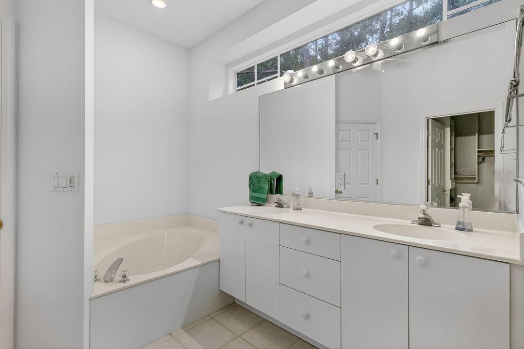 For Sale: $465,000 (4 beds, 3 baths, 2358 Square Feet)