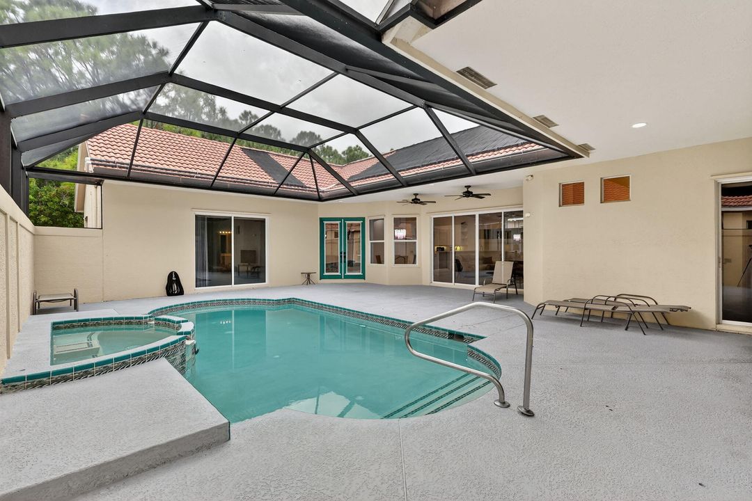 For Sale: $465,000 (4 beds, 3 baths, 2358 Square Feet)