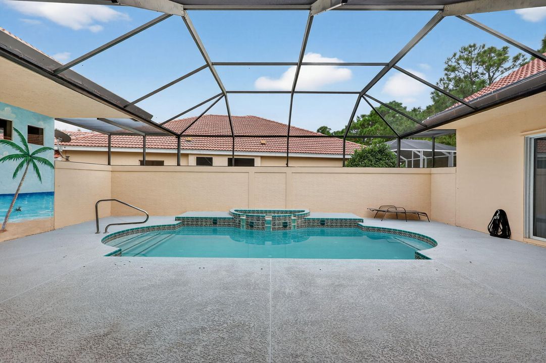 For Sale: $465,000 (4 beds, 3 baths, 2358 Square Feet)