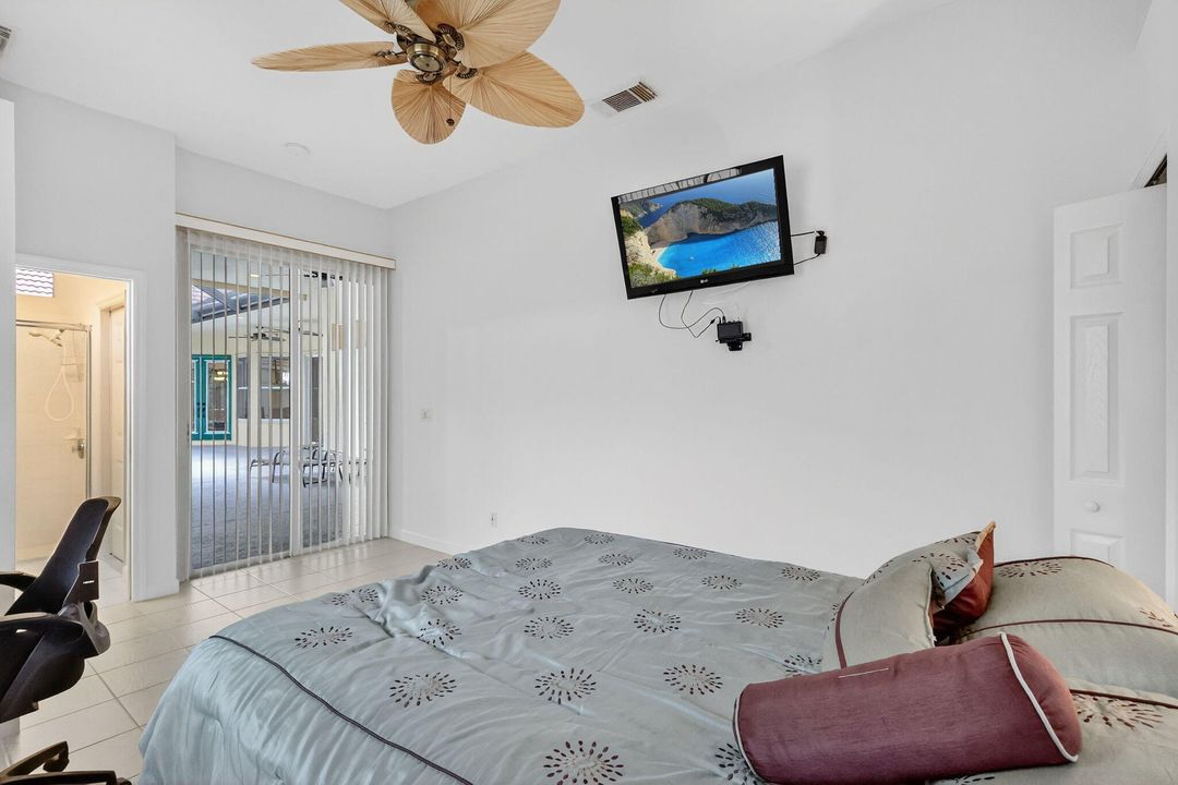 For Sale: $465,000 (4 beds, 3 baths, 2358 Square Feet)