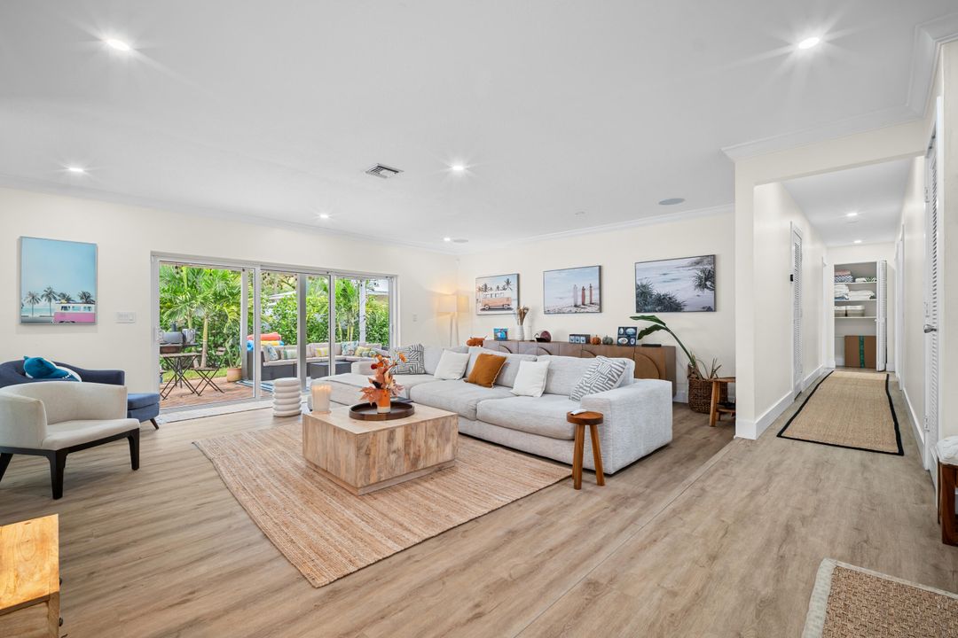 В аренду: $6,000 (3 спален, 2 ванн, 2854 Квадратных фут)