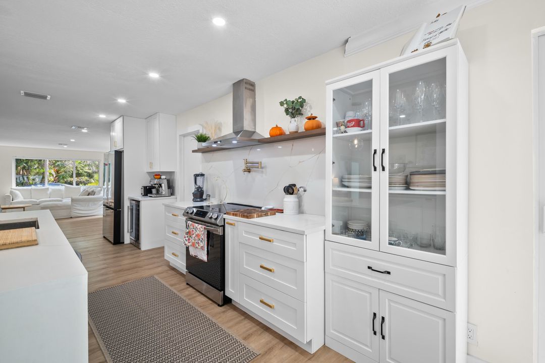 В аренду: $6,000 (3 спален, 2 ванн, 2854 Квадратных фут)