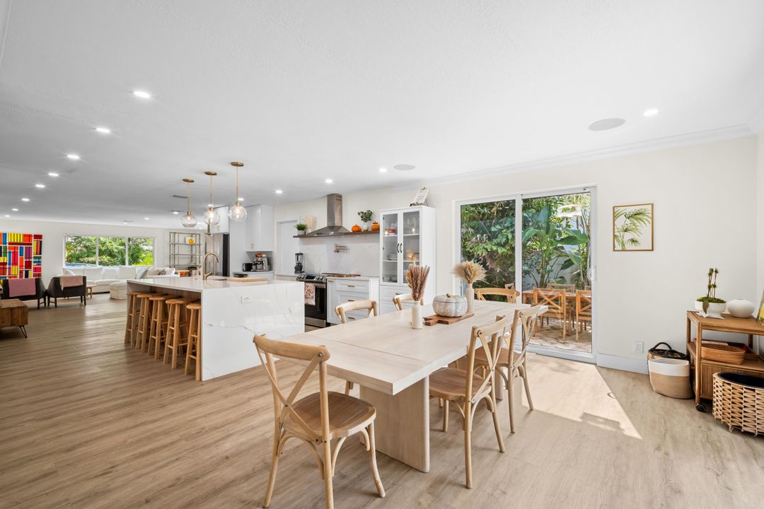 В аренду: $6,000 (3 спален, 2 ванн, 2854 Квадратных фут)