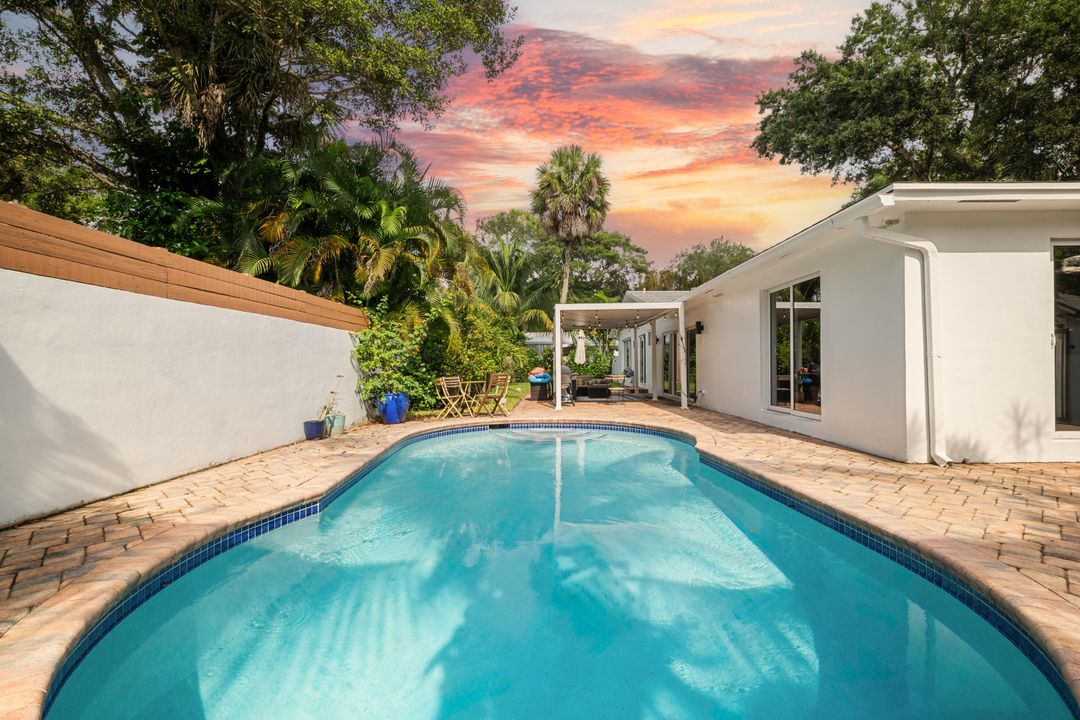 В аренду: $6,000 (3 спален, 2 ванн, 2854 Квадратных фут)