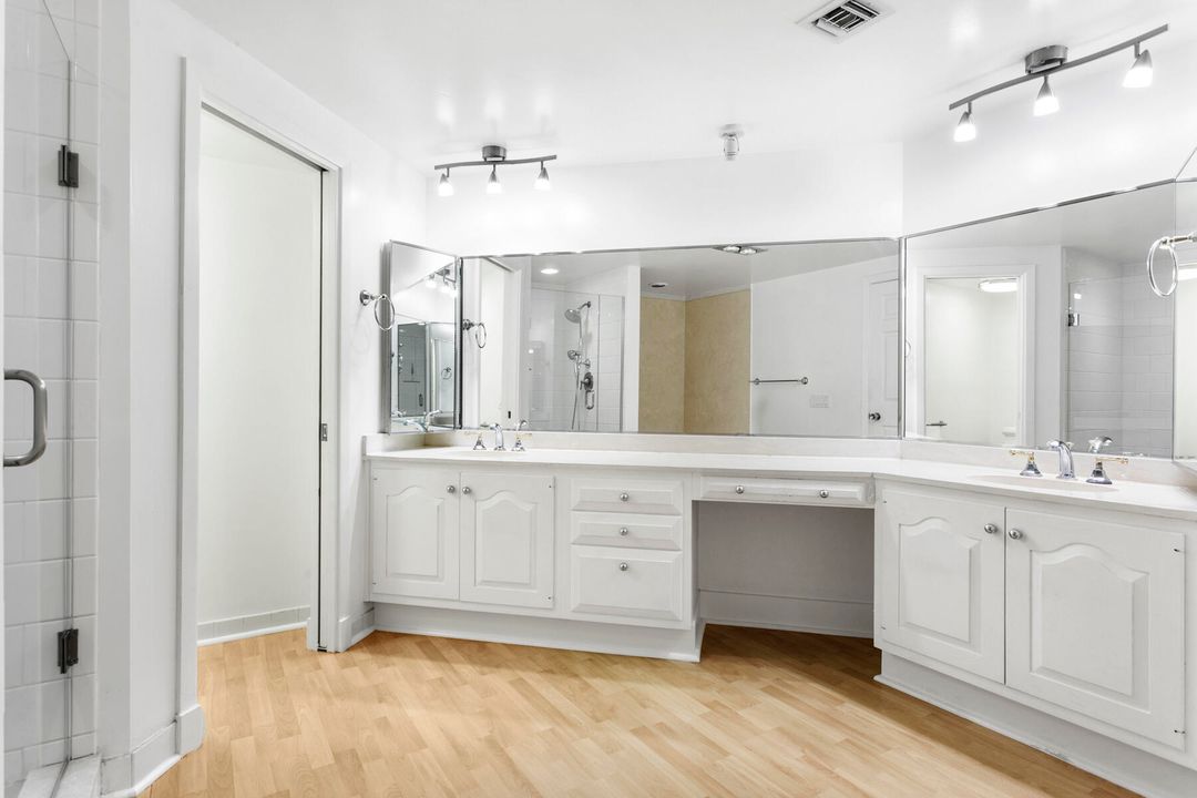 For Sale: $1,225,000 (4 beds, 3 baths, 3128 Square Feet)