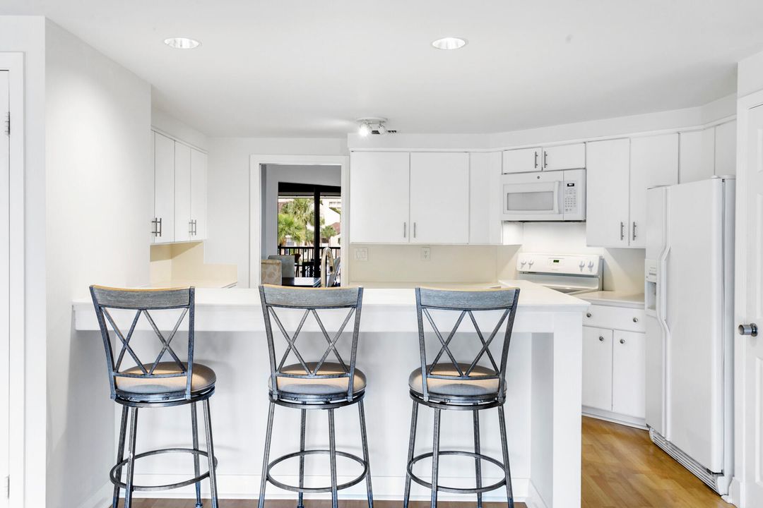 For Sale: $1,225,000 (4 beds, 3 baths, 3128 Square Feet)