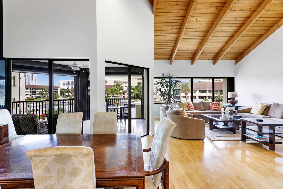 For Sale: $1,225,000 (4 beds, 3 baths, 3128 Square Feet)