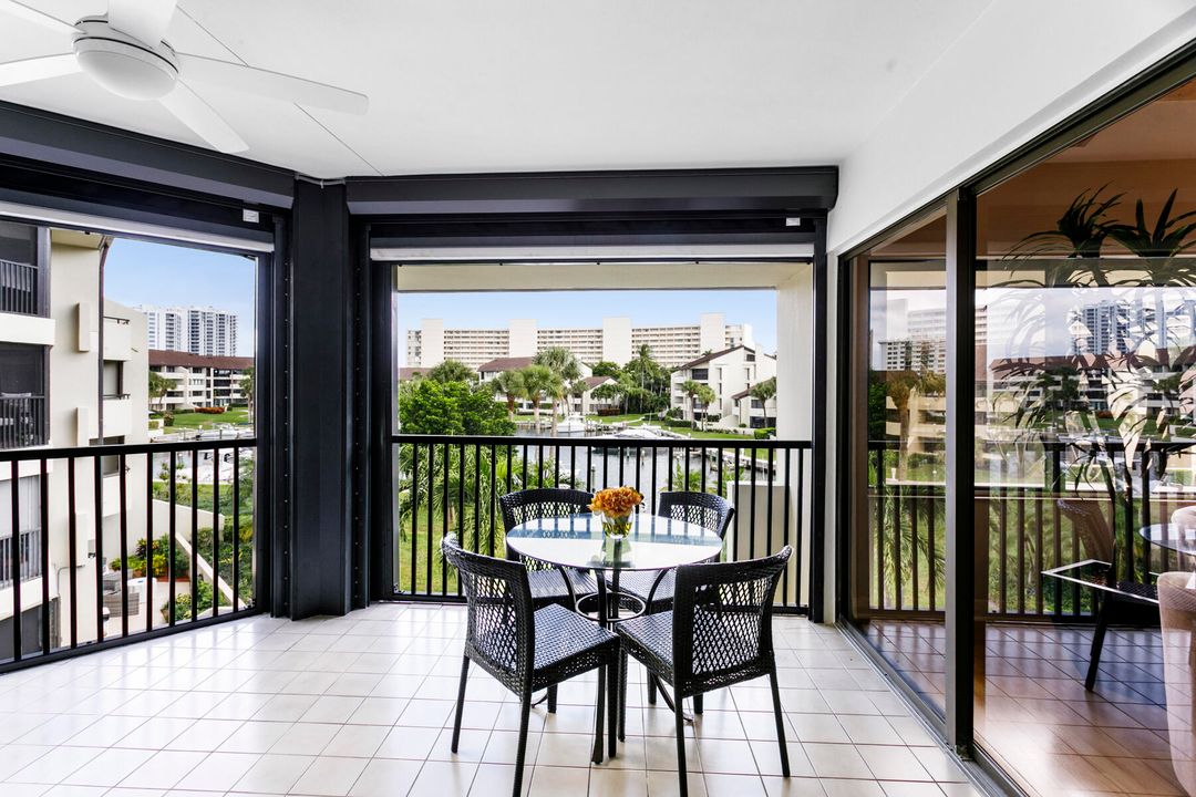 For Sale: $1,225,000 (4 beds, 3 baths, 3128 Square Feet)