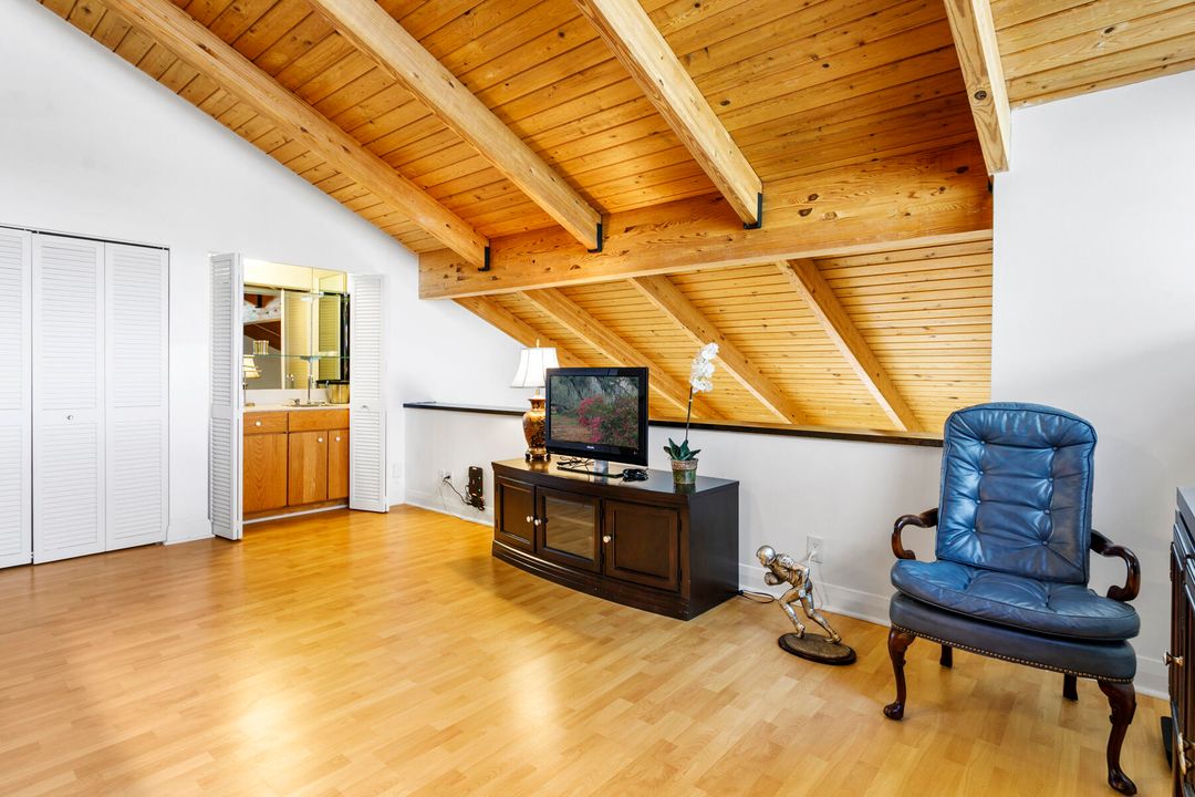 For Sale: $1,225,000 (4 beds, 3 baths, 3128 Square Feet)