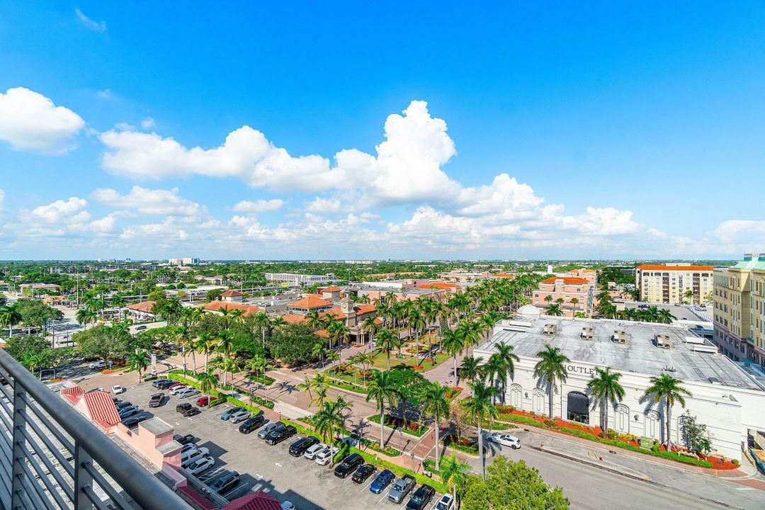 For Sale: $1,200,000 (2 beds, 2 baths, 1151 Square Feet)