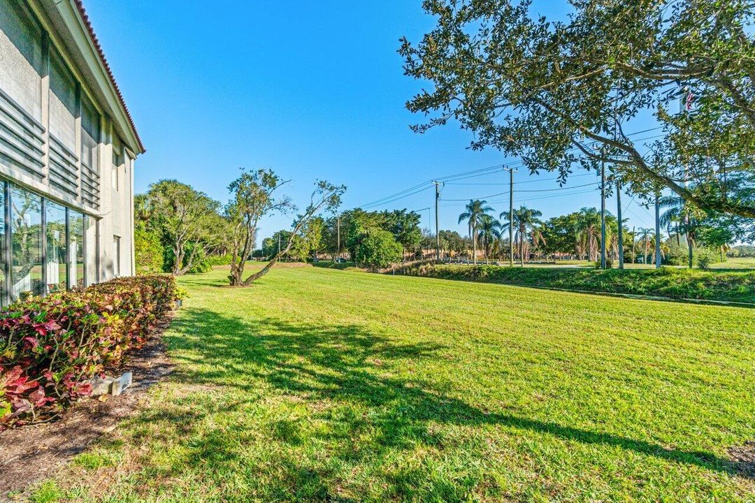 待售: $285,000 (2 贝兹, 2 浴室, 1280 平方英尺)