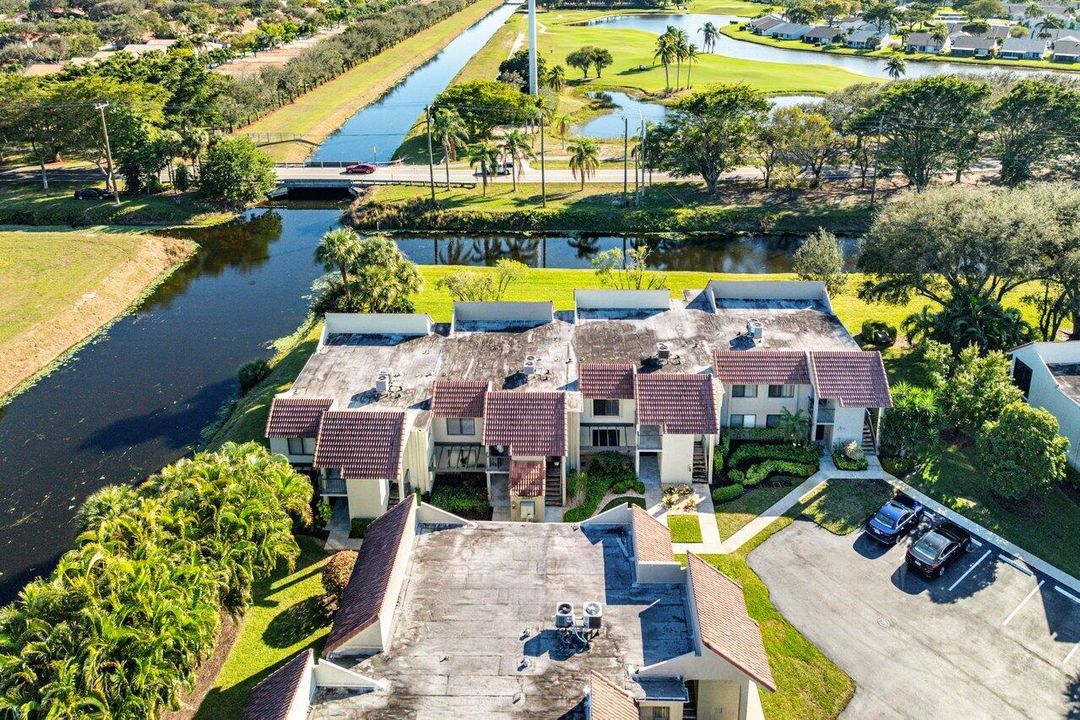 待售: $285,000 (2 贝兹, 2 浴室, 1280 平方英尺)