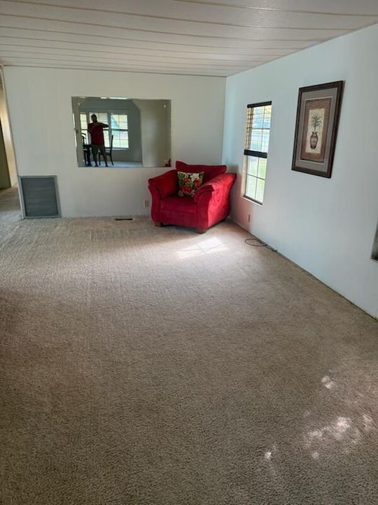 For Sale: $54,900 (2 beds, 2 baths, 1280 Square Feet)