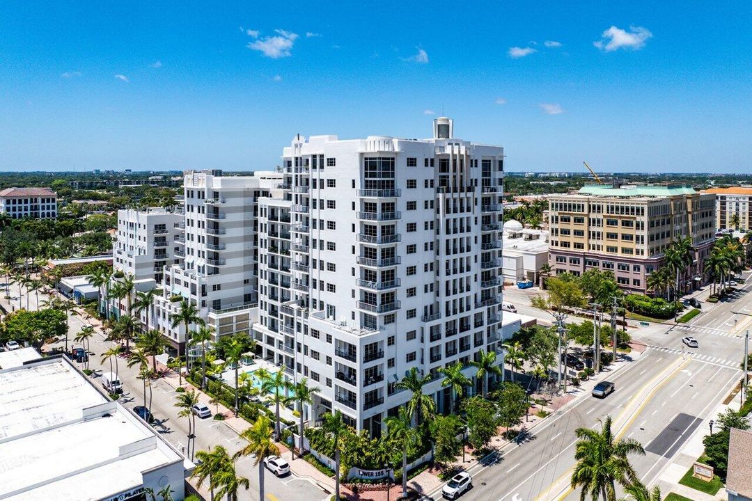 For Sale: $1,200,000 (2 beds, 2 baths, 1151 Square Feet)