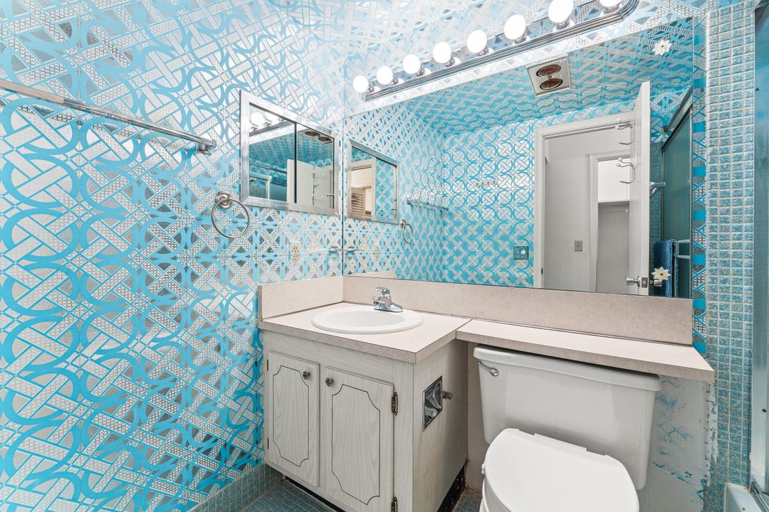 For Sale: $50,000 (1 beds, 1 baths, 646 Square Feet)