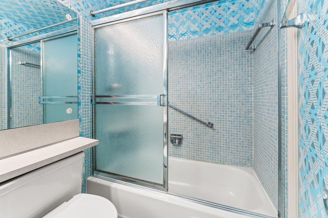 For Sale: $50,000 (1 beds, 1 baths, 646 Square Feet)