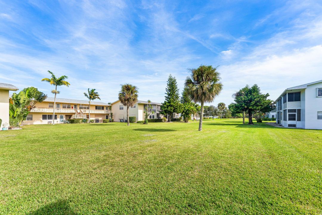 For Sale: $50,000 (1 beds, 1 baths, 646 Square Feet)