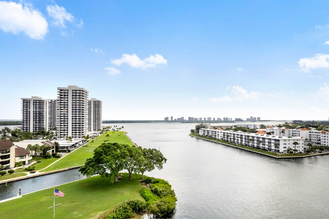 For Sale: $1,225,000 (4 beds, 3 baths, 3128 Square Feet)