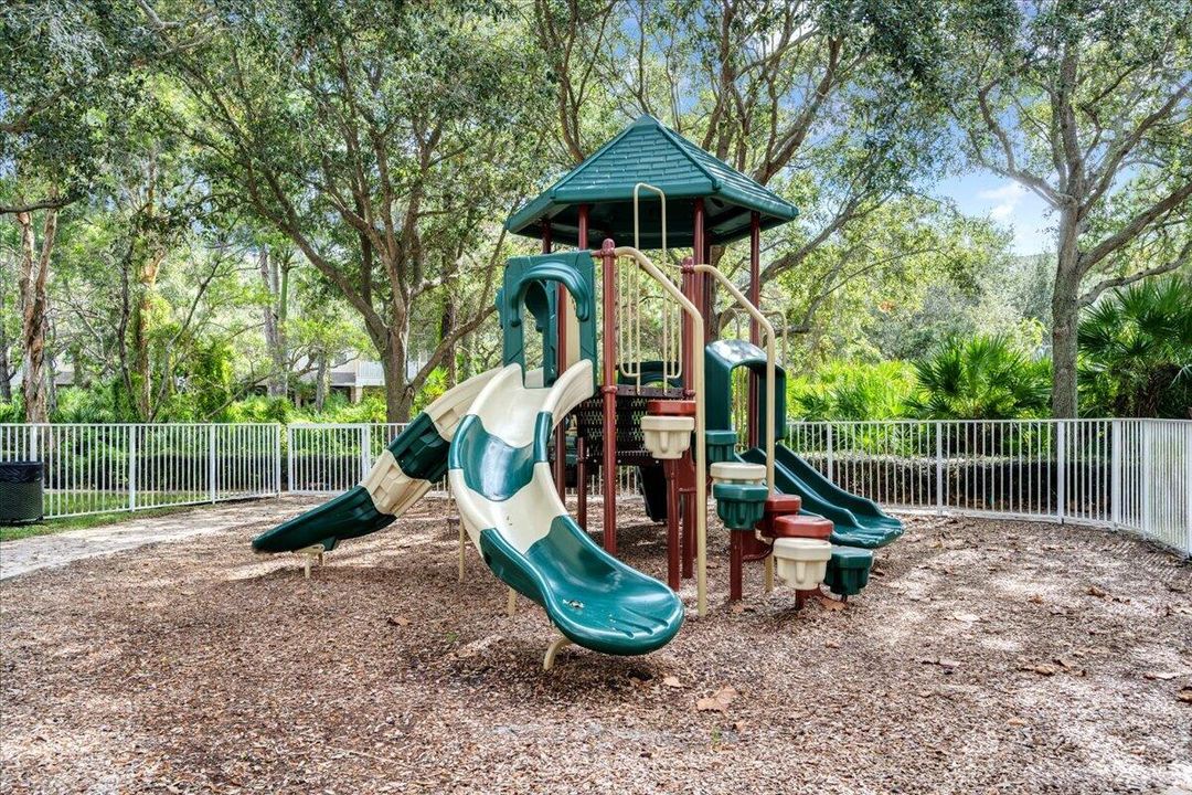 For Sale: $994,000 (4 beds, 3 baths, 2478 Square Feet)