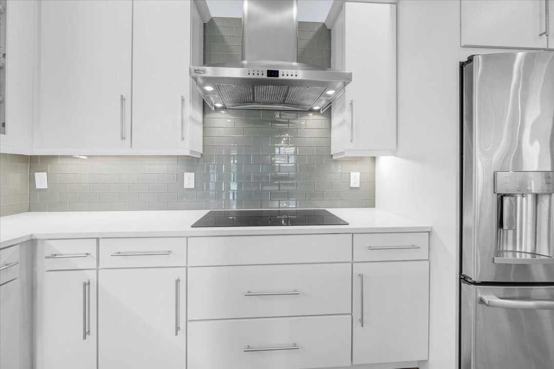 For Sale: $994,000 (4 beds, 3 baths, 2478 Square Feet)