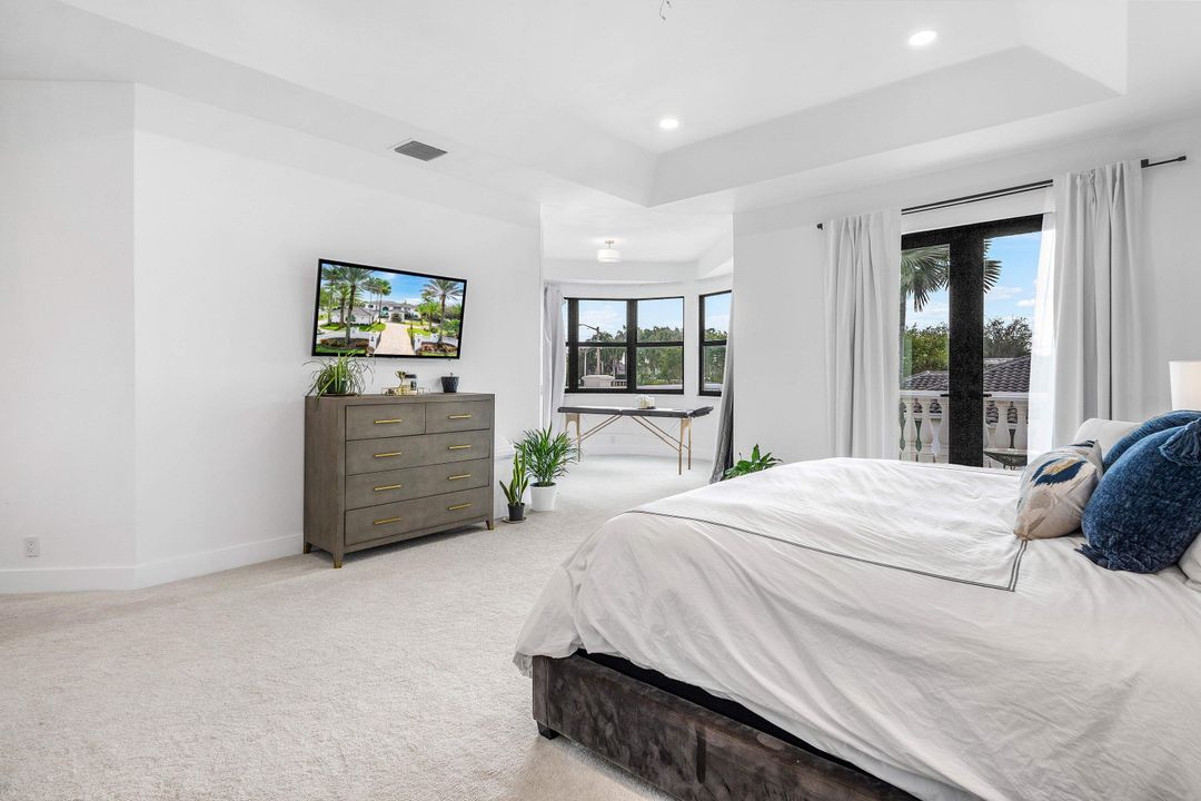 For Sale: $6,995,000 (9 beds, 8 baths, 9479 Square Feet)