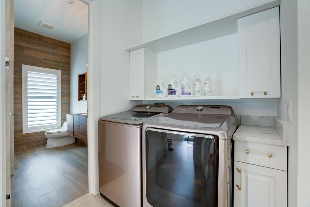 En Renta: $10,500 (4 camas, 3 baños, 2723 Pies cuadrados)