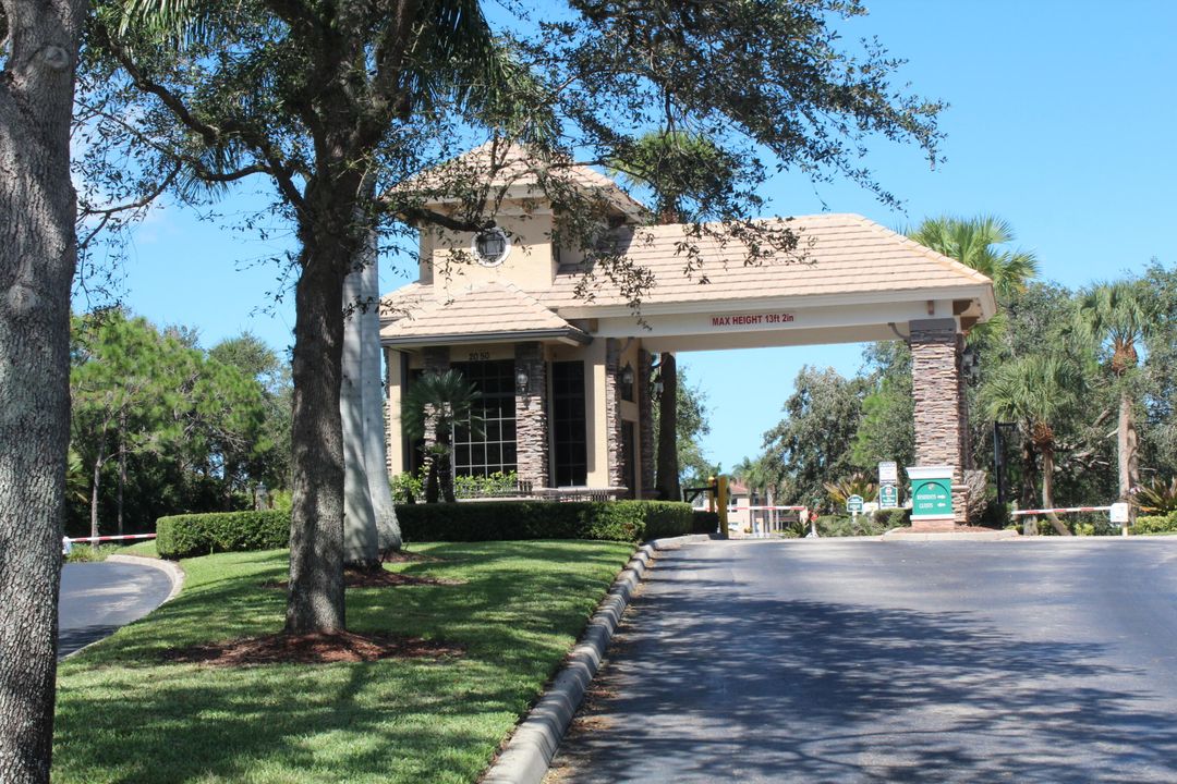 На продажу: $885,000 (6 спален, 4 ванн, 3498 Квадратных фут)