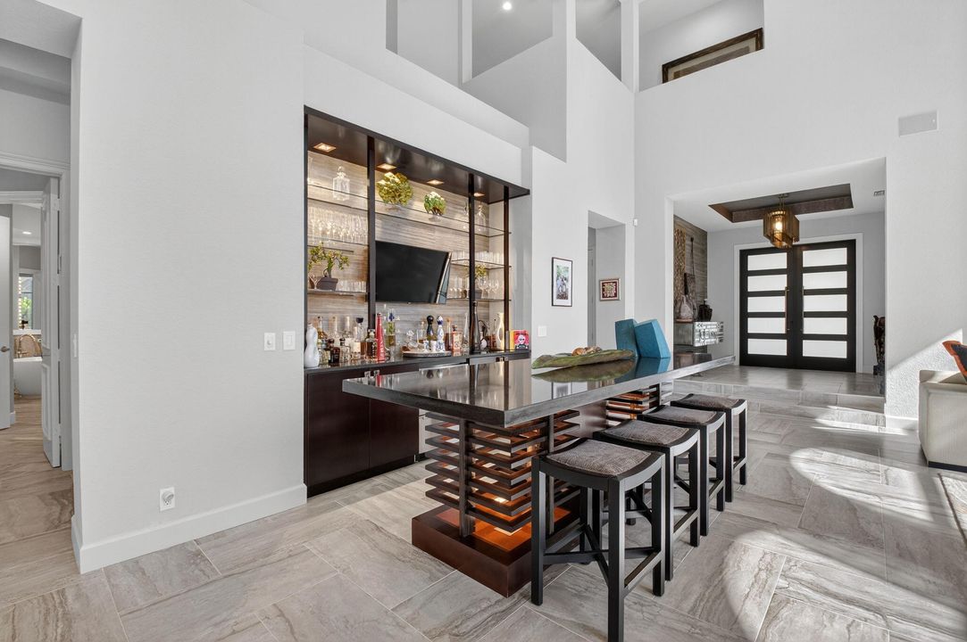 For Sale: $3,695,000 (5 beds, 4 baths, 4764 Square Feet)