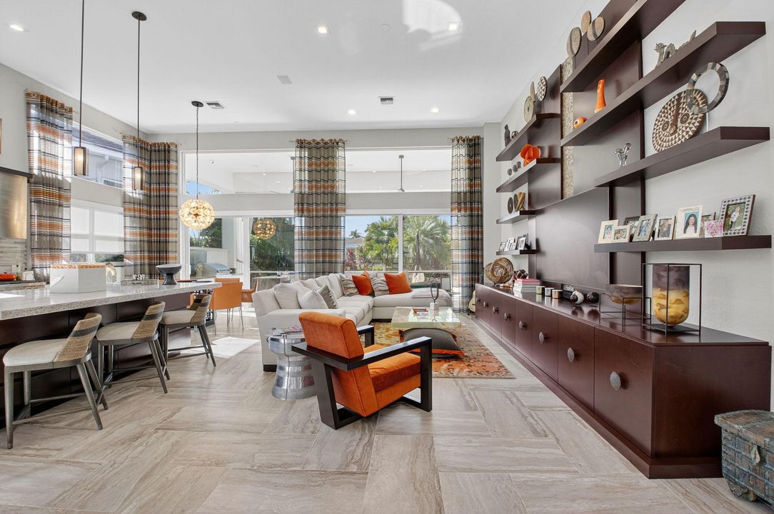 For Sale: $3,695,000 (5 beds, 4 baths, 4764 Square Feet)