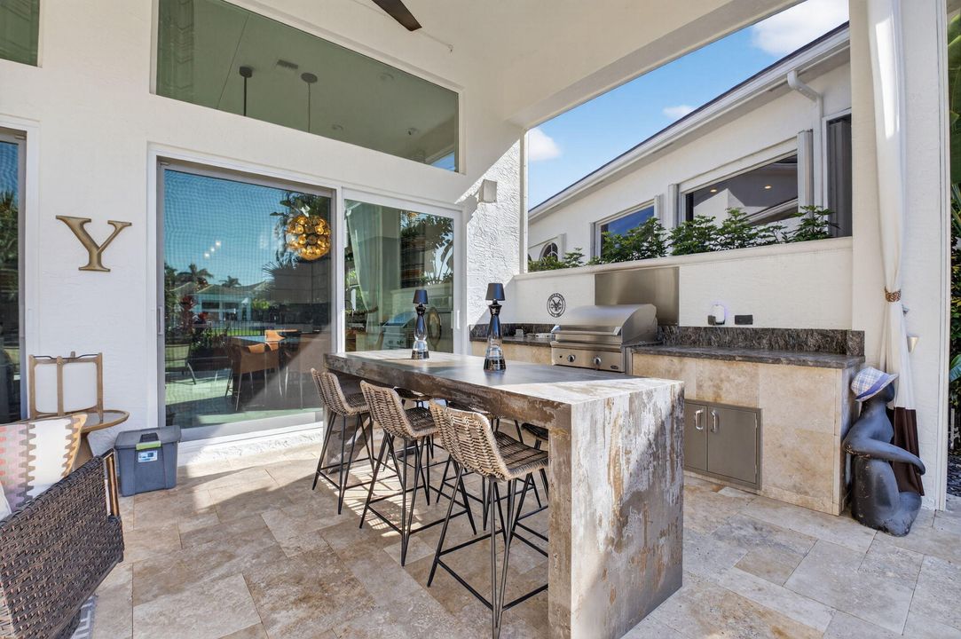 For Sale: $3,695,000 (5 beds, 4 baths, 4764 Square Feet)